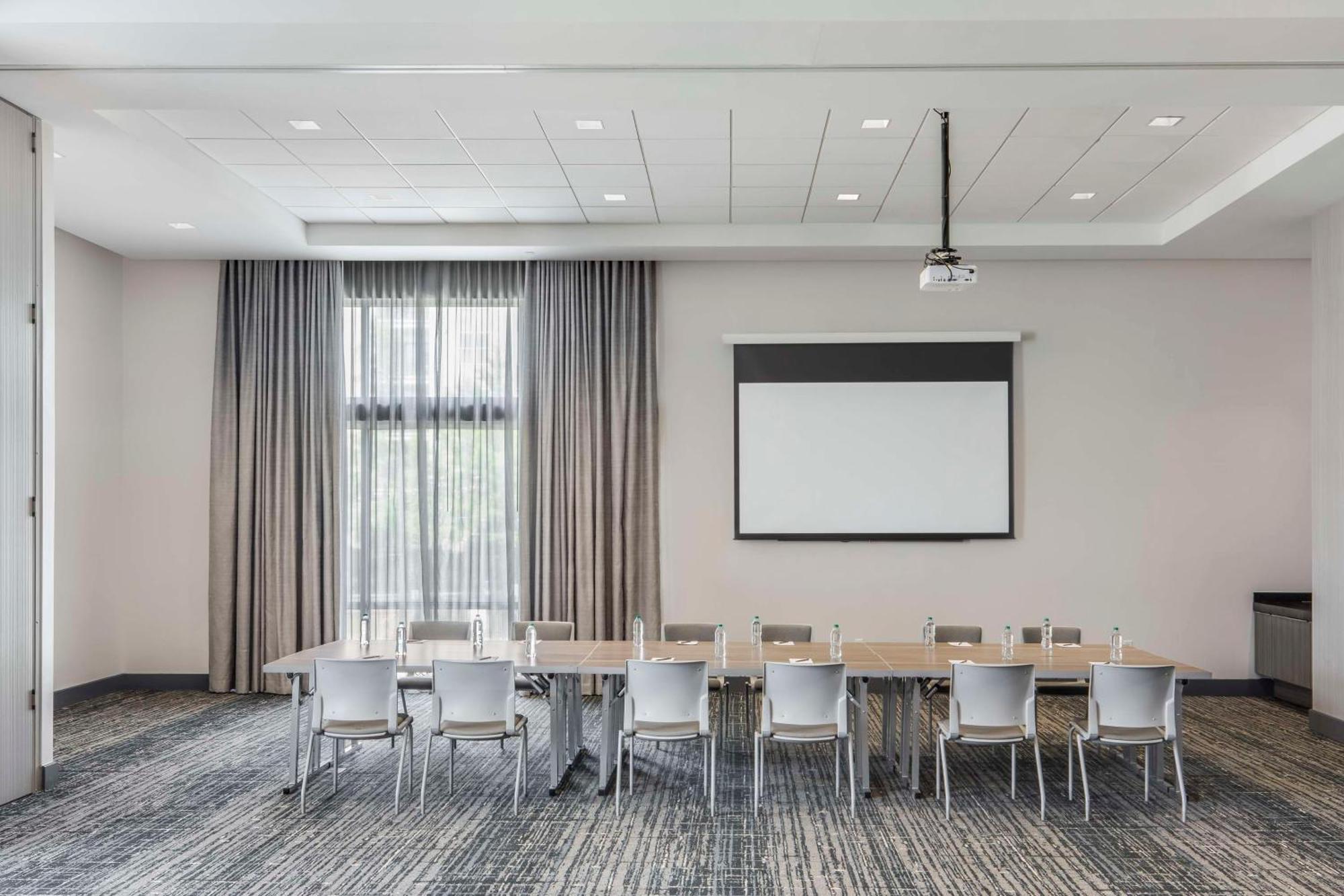 Embassy Suites By Hilton Atlanta Midtown المظهر الخارجي الصورة
