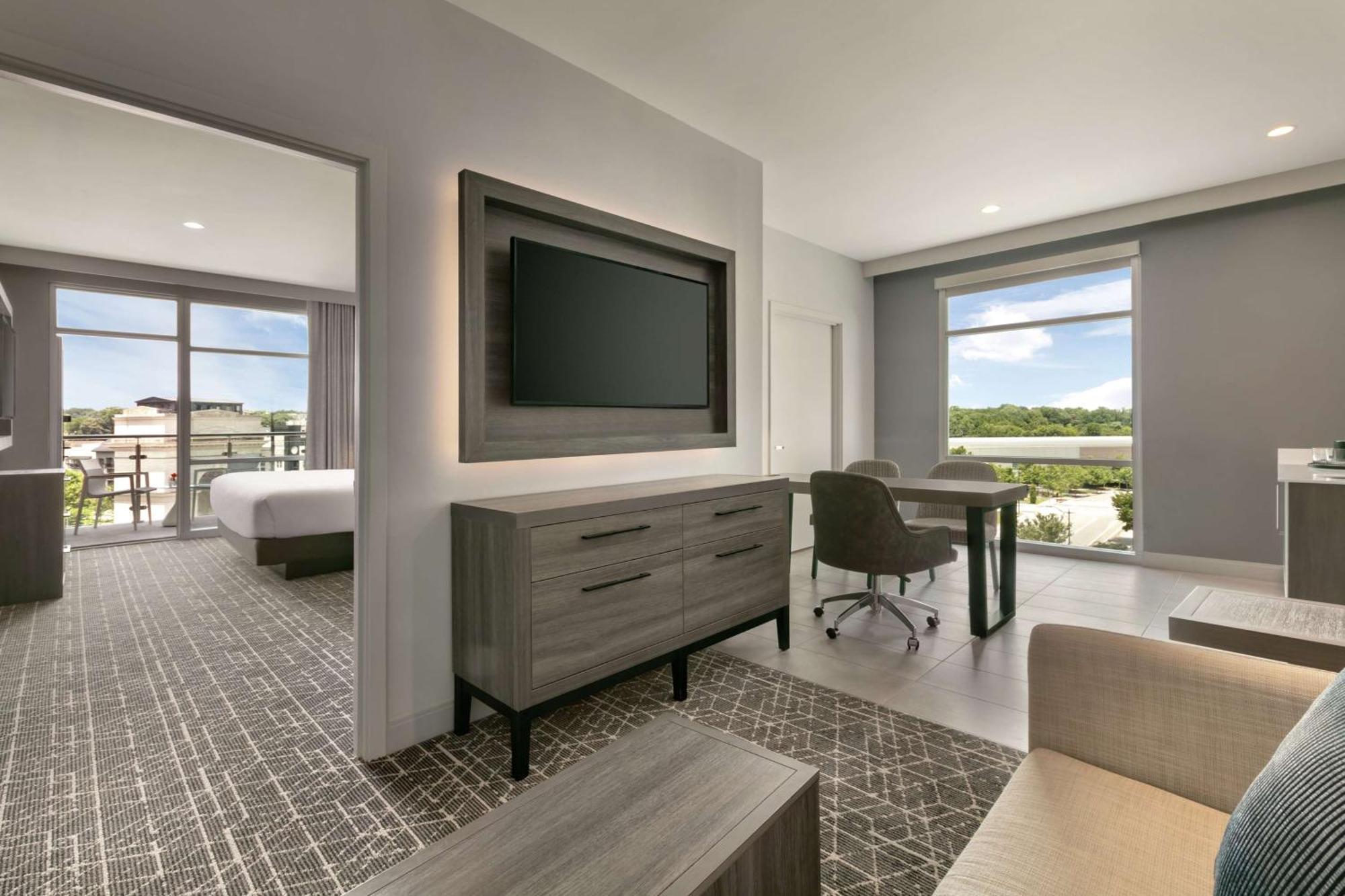 Embassy Suites By Hilton Atlanta Midtown المظهر الخارجي الصورة