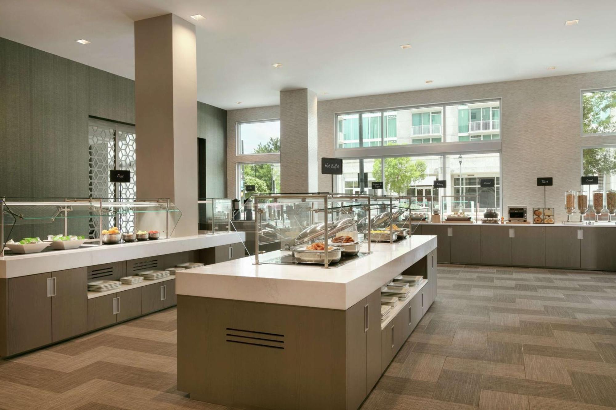 Embassy Suites By Hilton Atlanta Midtown المظهر الخارجي الصورة