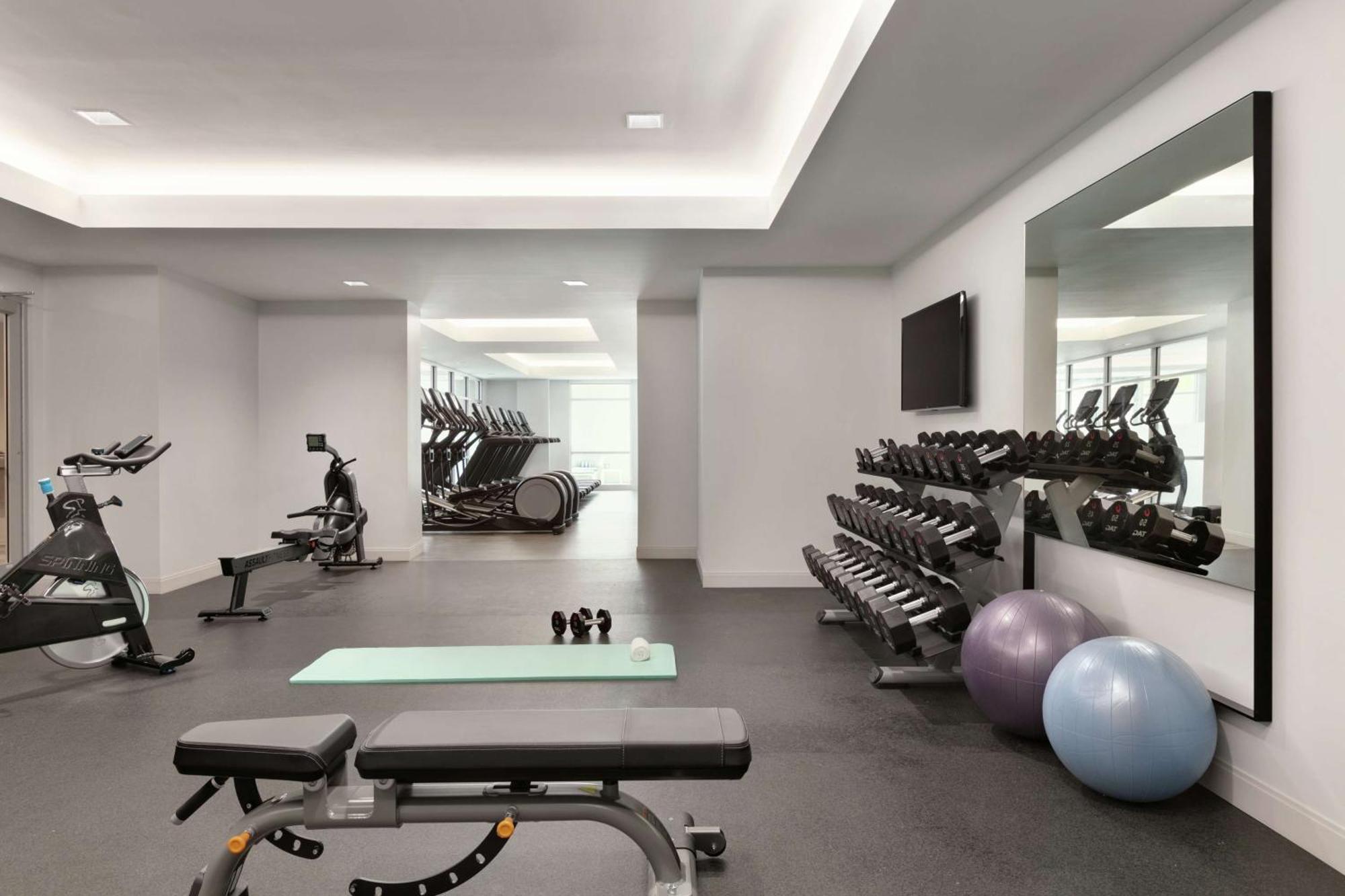 Embassy Suites By Hilton Atlanta Midtown المظهر الخارجي الصورة